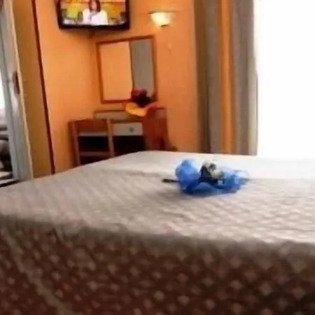 斯维兹艾拉酒店 3* 阿尔玛·迪·塔吉亚